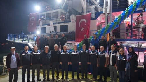 Rize’de Balıkçılar Sezonu Dualarla Açtı: “Vira Bismillah”